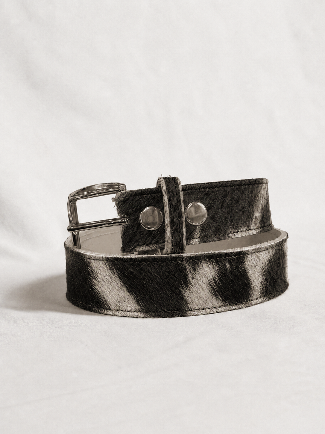 Hair-On Cowhide Belts Black