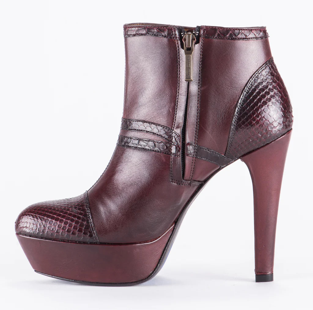 Gabriella - Cuadra platform bootie