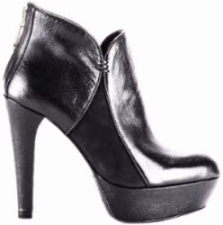 Sophia - Cuadra women's heel bootie